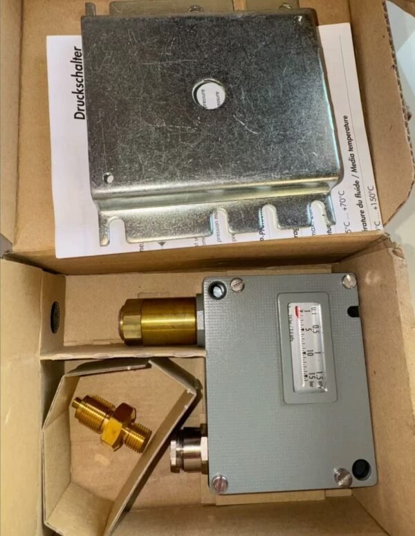 Trafag pressure switch P16  900.2379.905